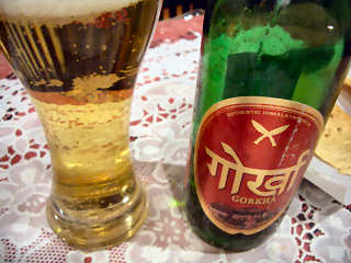 写真：ネパールビール「ゴルカ」＠ガンジス