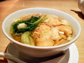 写真：蝦ワンタン香港麺＠糖朝